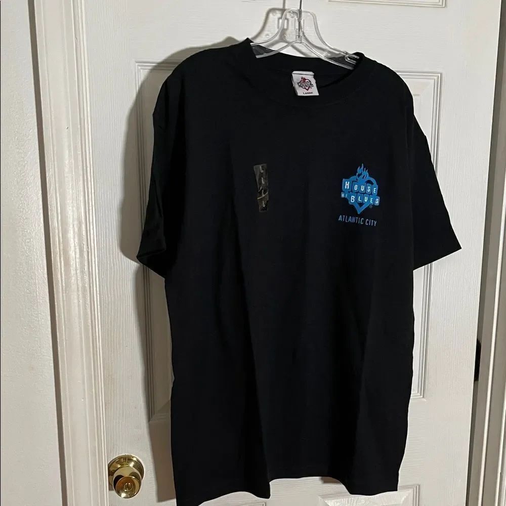 House of Blues Atlantic City, L star guitar Tee shirt, NWT Unisex